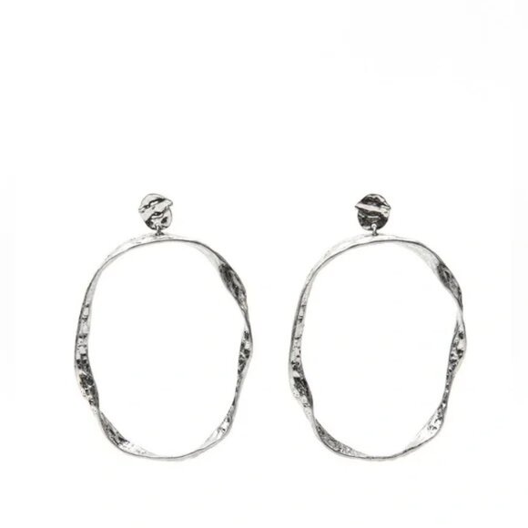 ZARA IRREGULAR HOOP EARRINGS LIMITED EDITION NWT ✨✨✨✨ Celeb style - Picture 3 of 7
